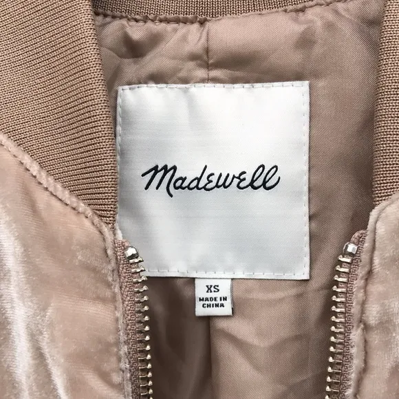 🍄 Madewell Luxe Velvet Bomber Jacket
