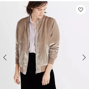 🍄 Madewell Luxe Velvet Bomber Jacket