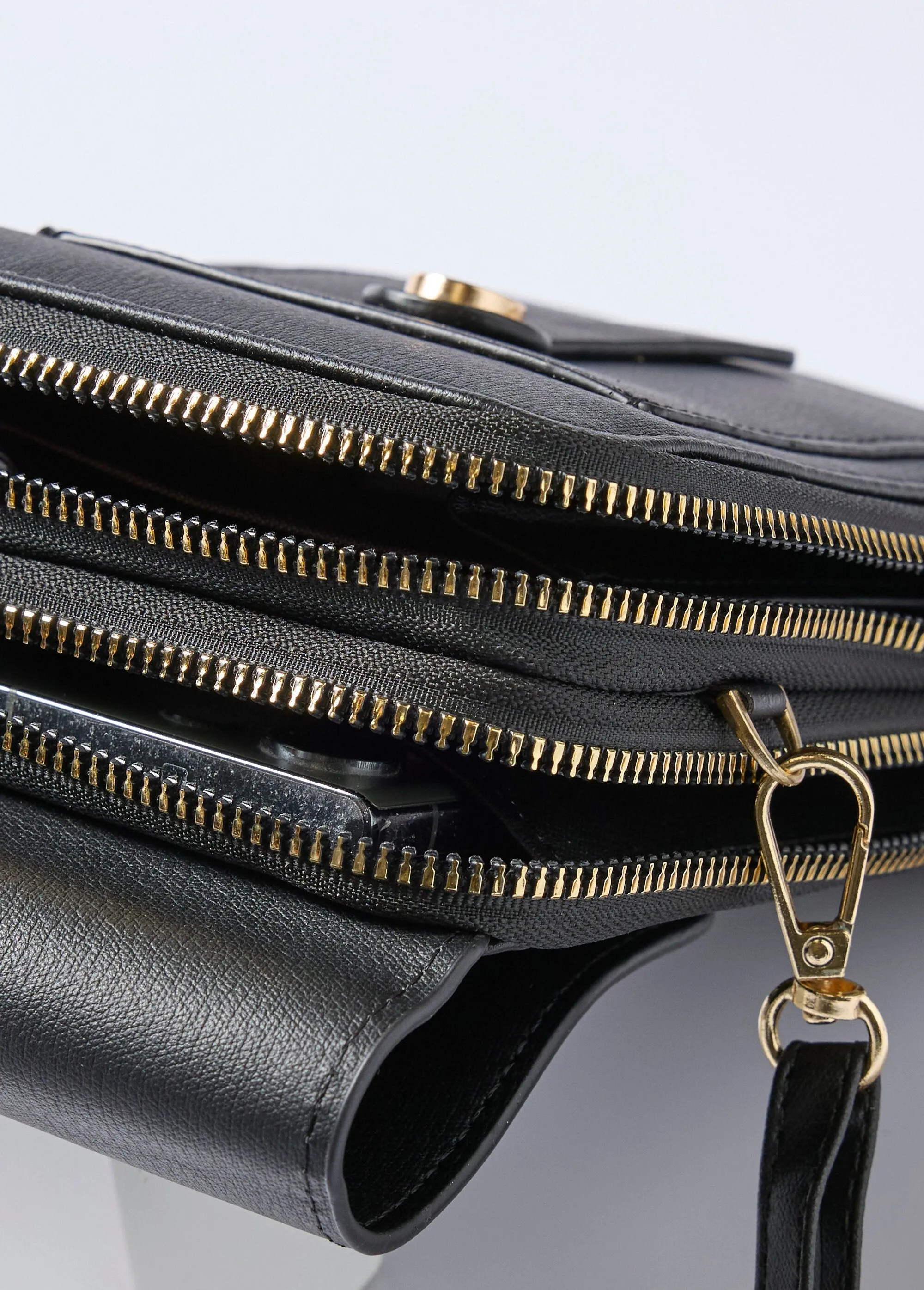 2-compartment faux leather phone pouch
