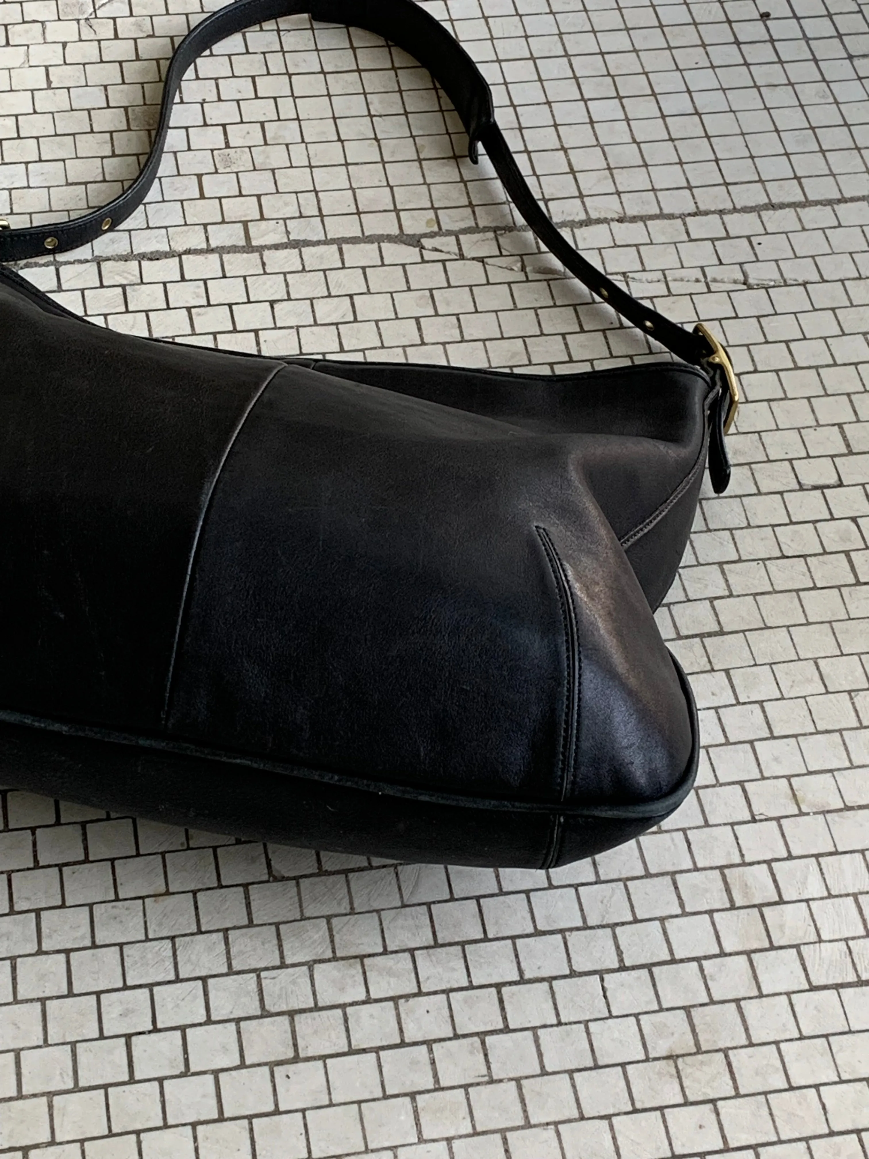 2000s oversized Coach purse