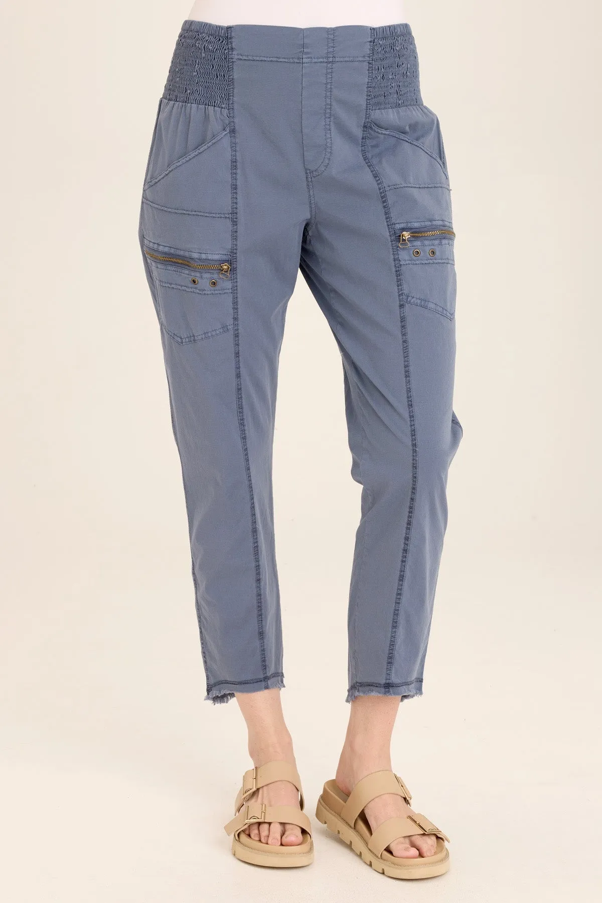 Acker Zipper Slim Crop