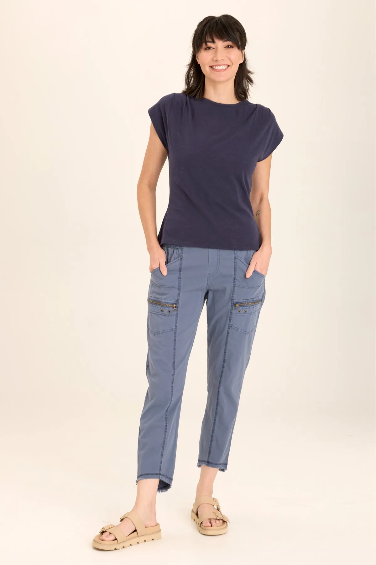 Acker Zipper Slim Crop