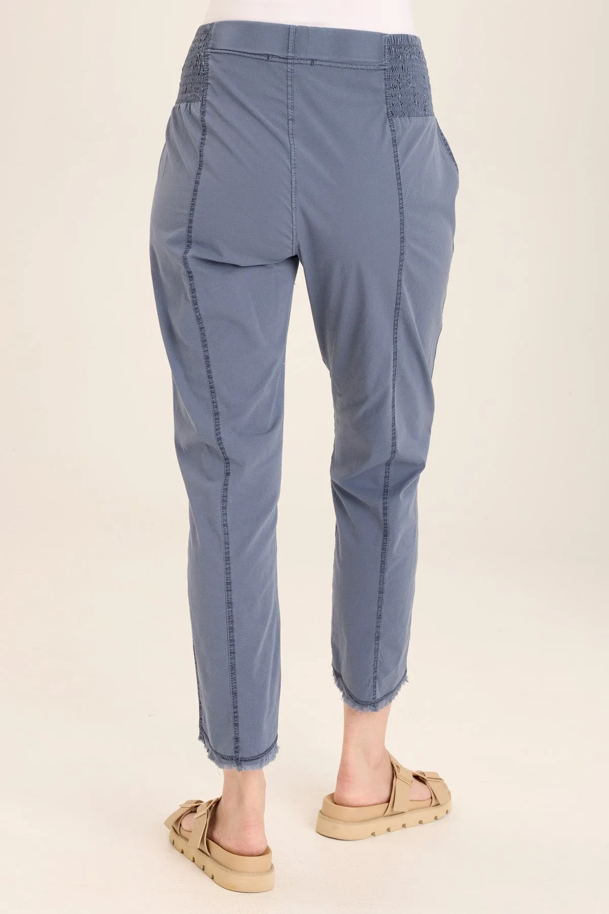 Acker Zipper Slim Crop