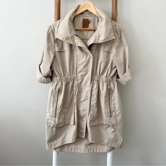 [ali ro] short sleeve cinch waist hooded rain jacket khaki
