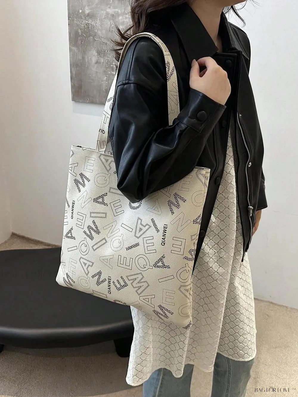 BagForLove - Trendy Woven Beach Tote, Minimalist Design for Women