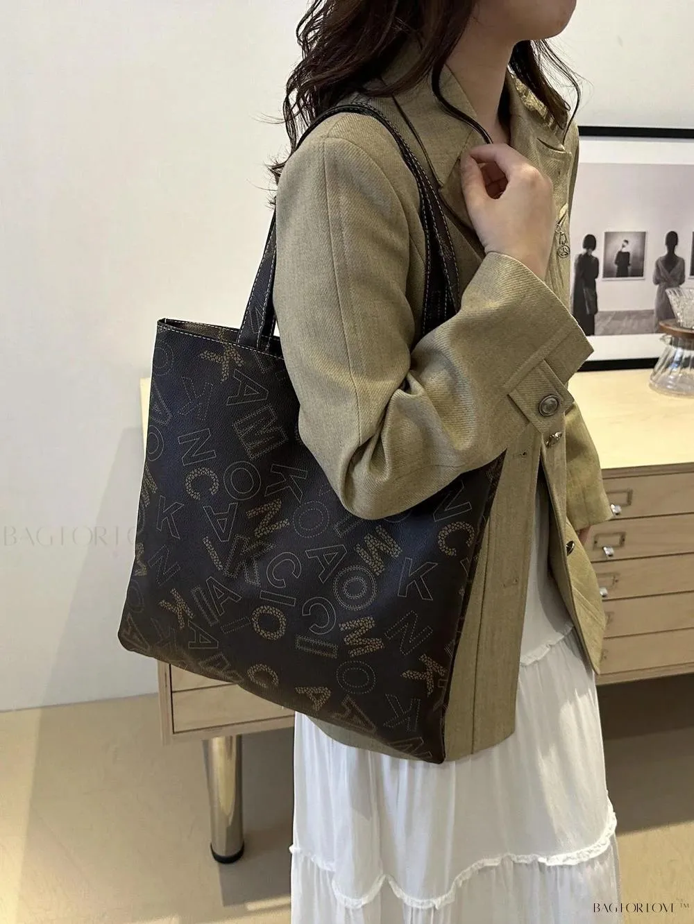 BagForLove - Trendy Woven Beach Tote, Minimalist Design for Women