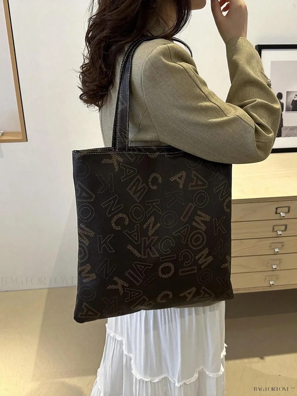 BagForLove - Trendy Woven Beach Tote, Minimalist Design for Women