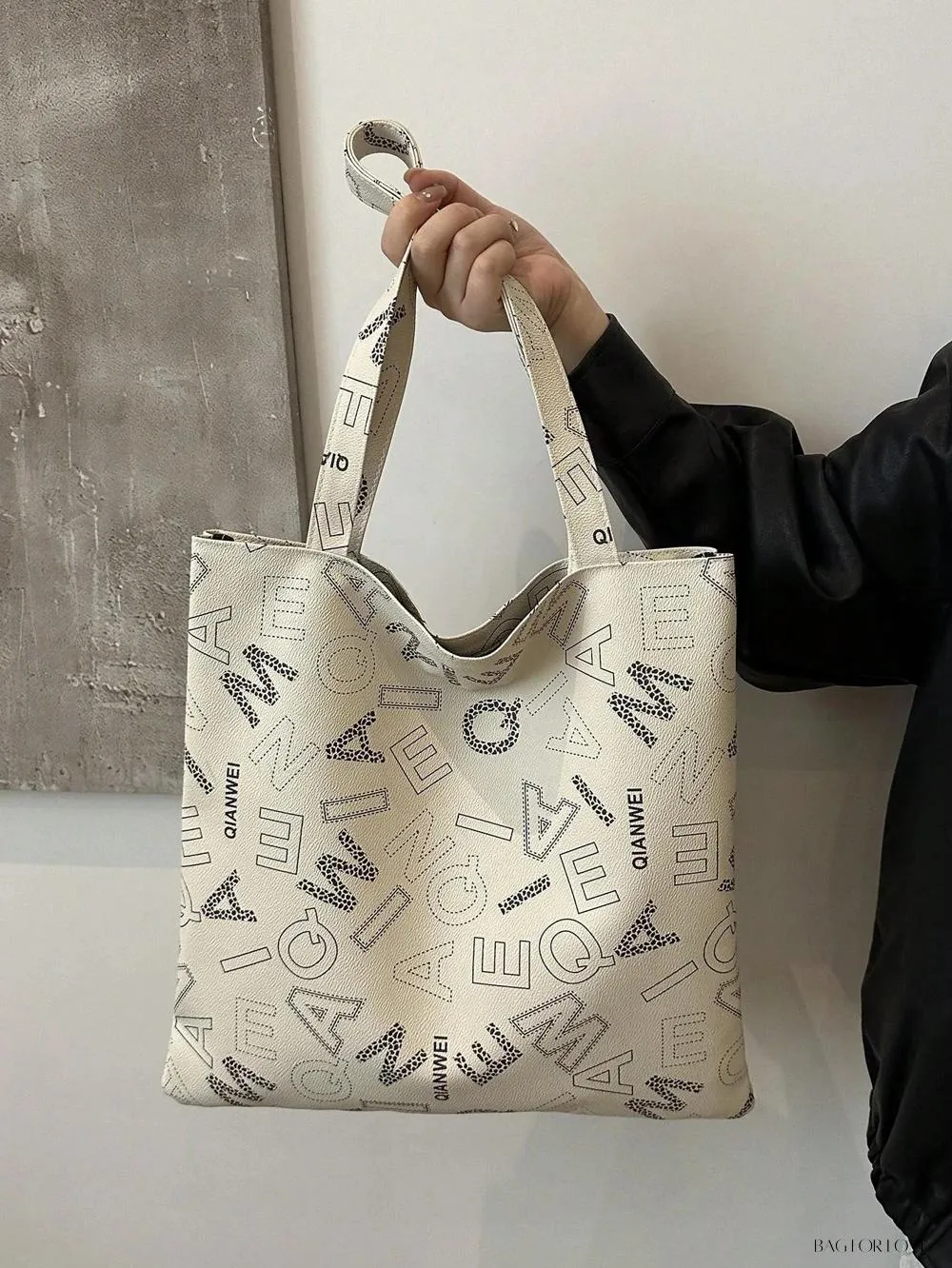 BagForLove - Trendy Woven Beach Tote, Minimalist Design for Women