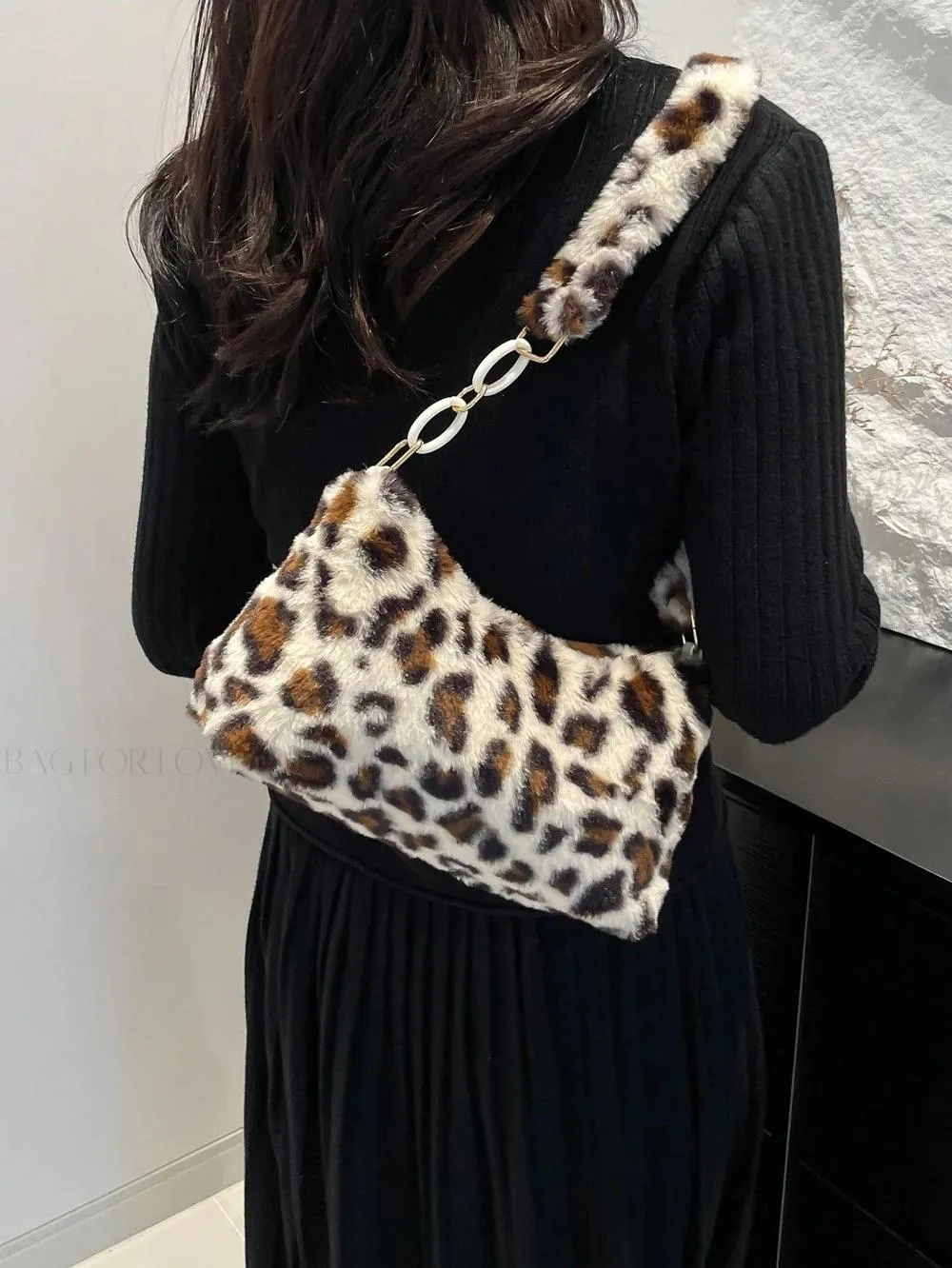 BagForLove - Trendy Woven Beach Tote, Minimalist Design for Women