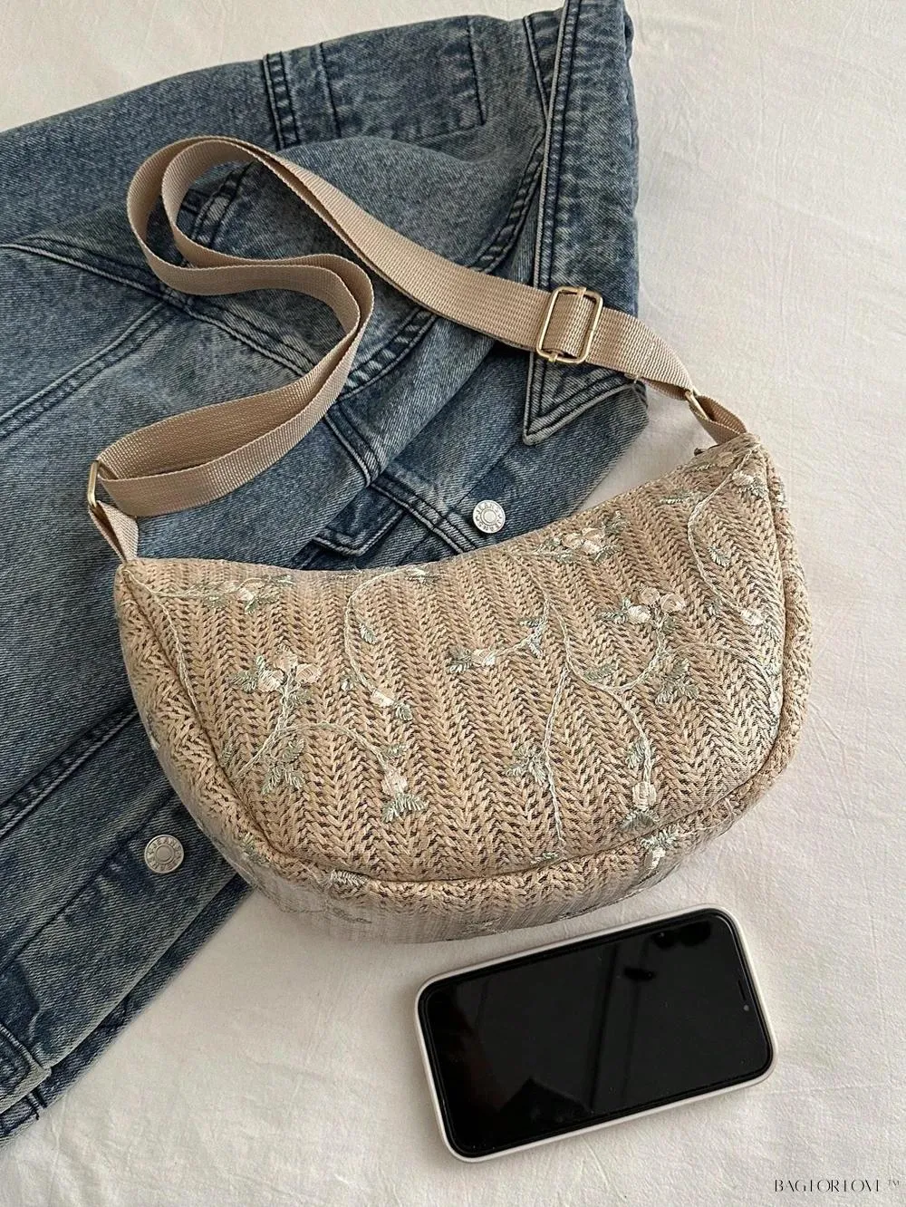 BagForLove - Trendy Woven Beach Tote, Minimalist Design for Women