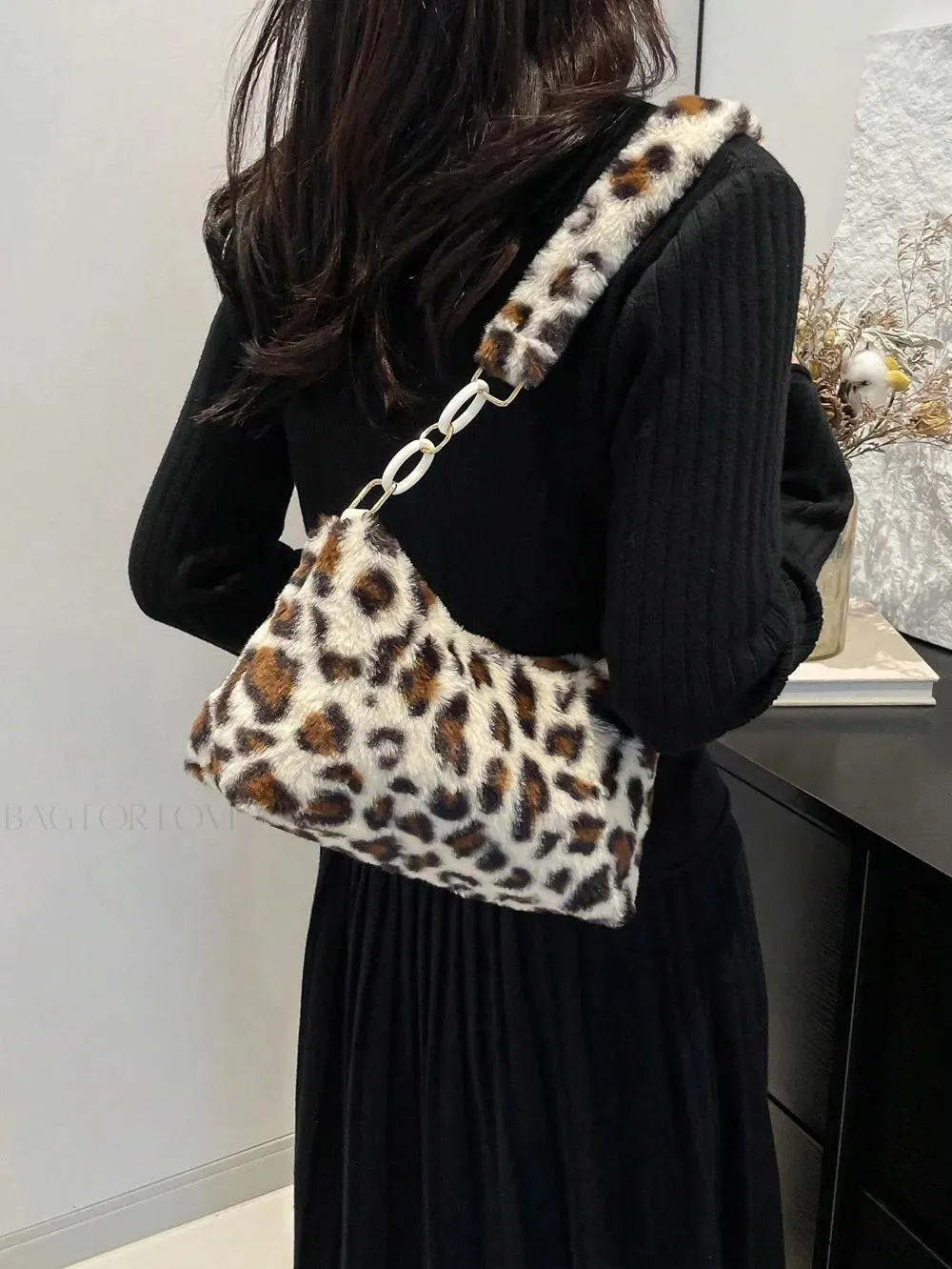 BagForLove - Trendy Woven Beach Tote, Minimalist Design for Women