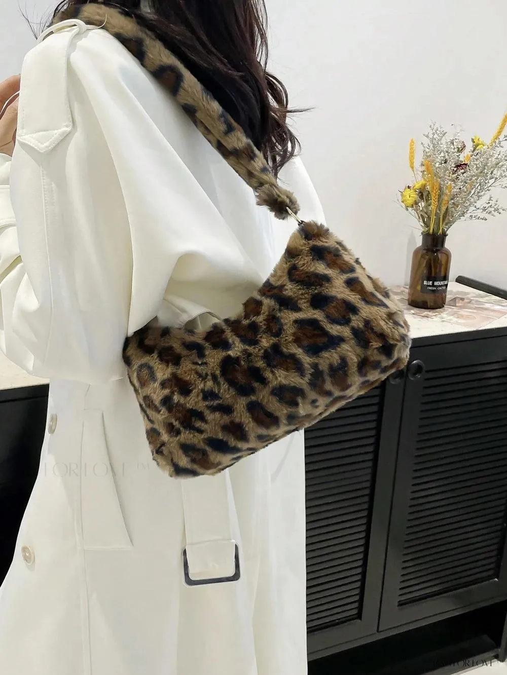 BagForLove - Trendy Woven Beach Tote, Minimalist Design for Women