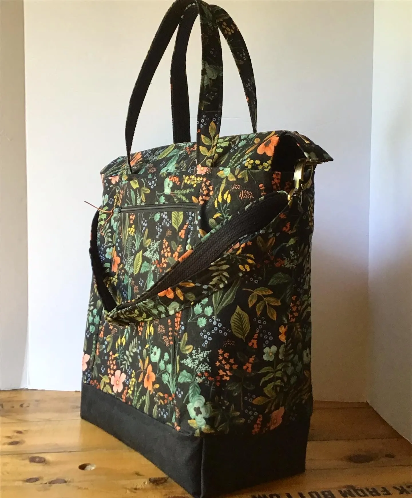 Big Traveller Tote Bag Black Waxed Canvas & Herb Garden Midnight Linen, Project Tote