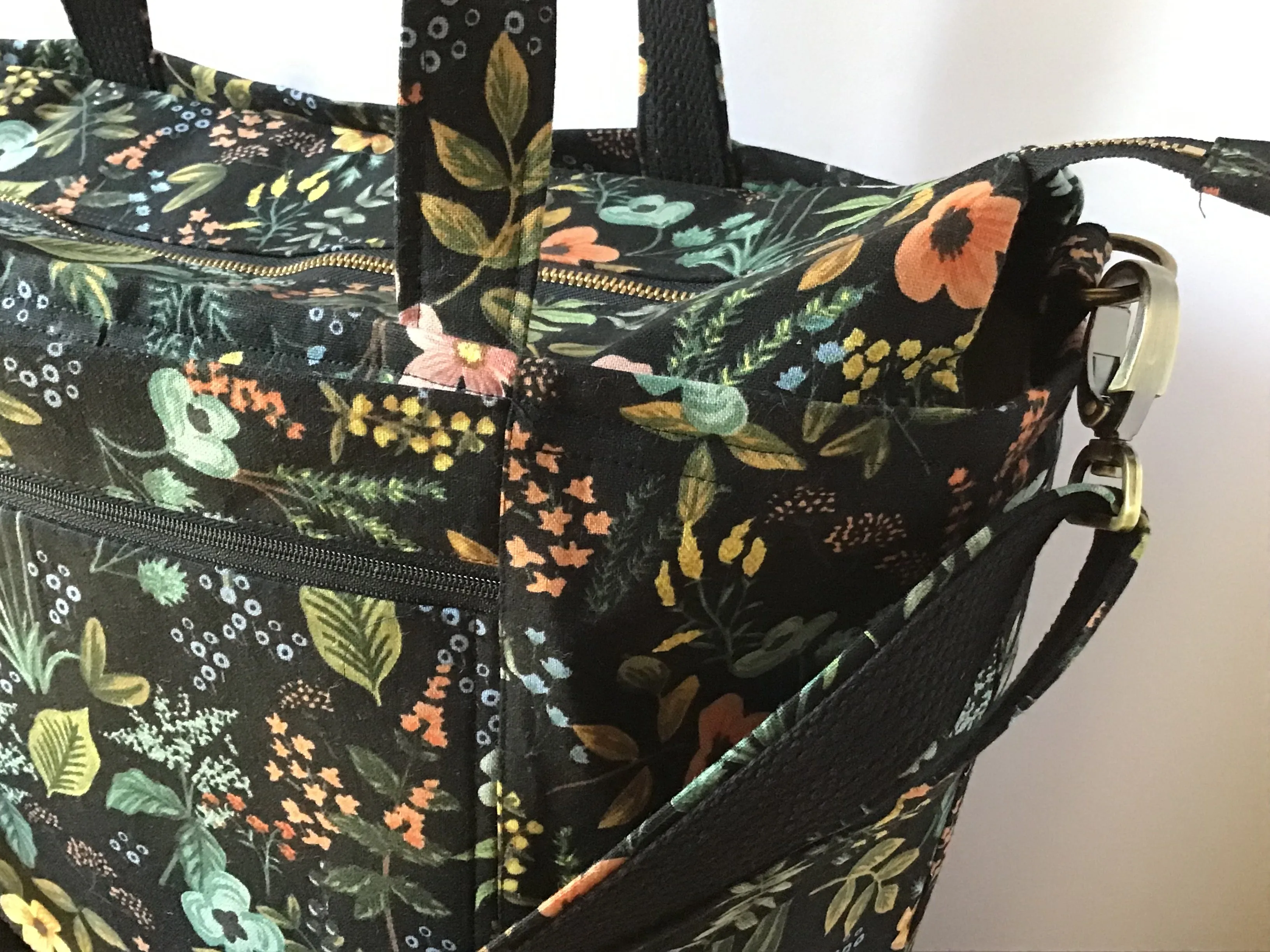 Big Traveller Tote Bag Shale Waxed Canvas & Rifle Paper Co Linen
