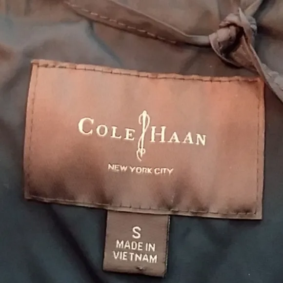 Cole Haan Navy blue small rain jacket with hood