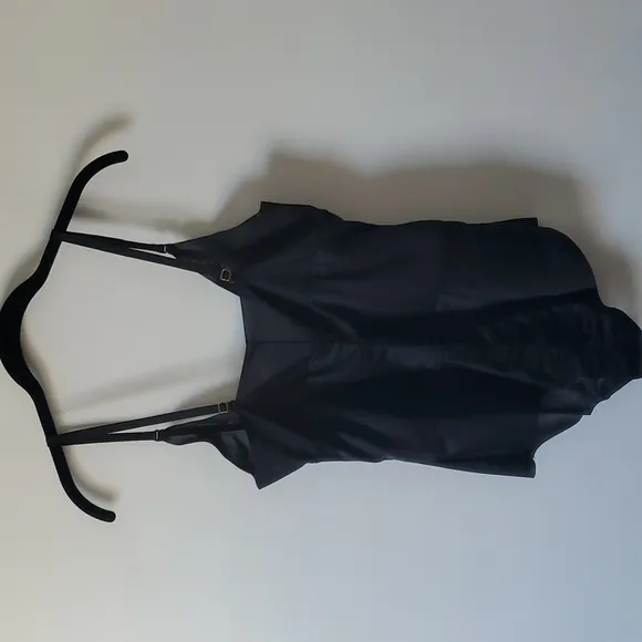 Donna Karan Intimates Open Bust Bodyshaper Black Large