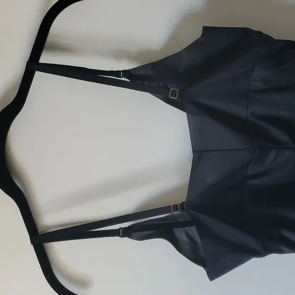 Donna Karan Intimates Open Bust Bodyshaper Black Large