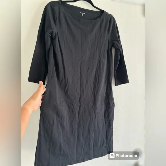 Garnet Hill Essential Three-Quarter-Sleeve Linen Dress. Size 4
