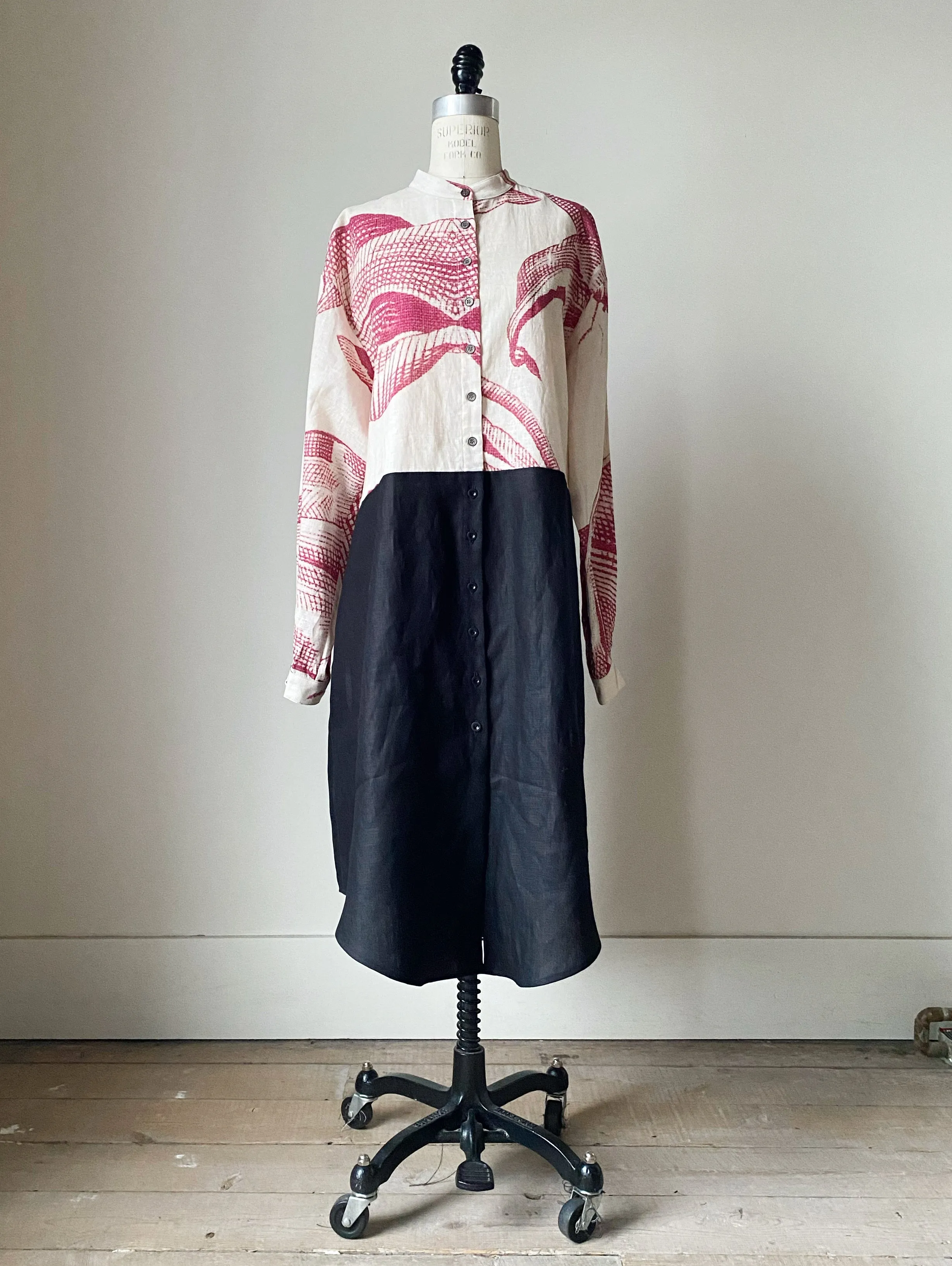 giant toile with black linen shirt dress