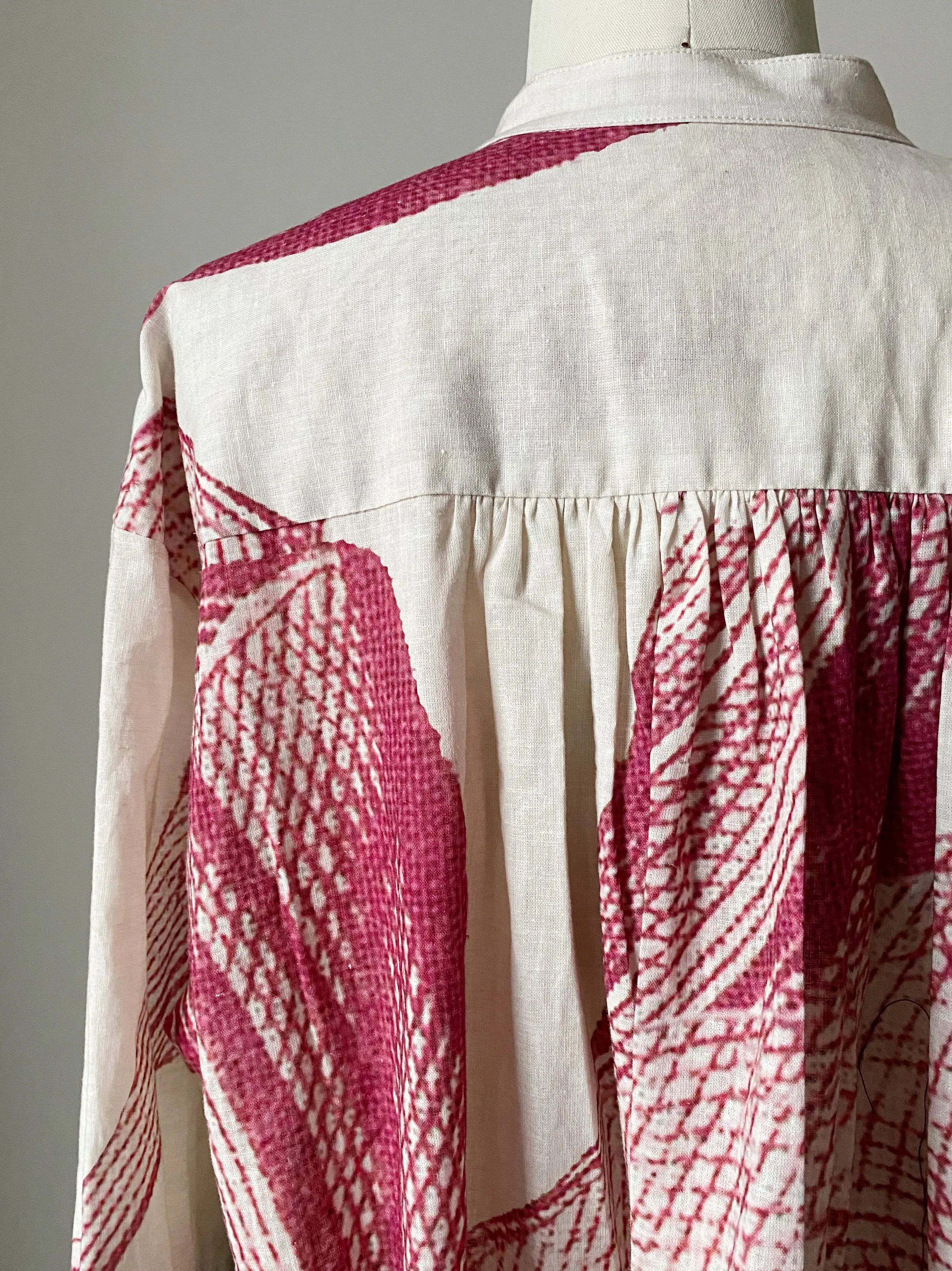 giant toile with black linen shirt dress
