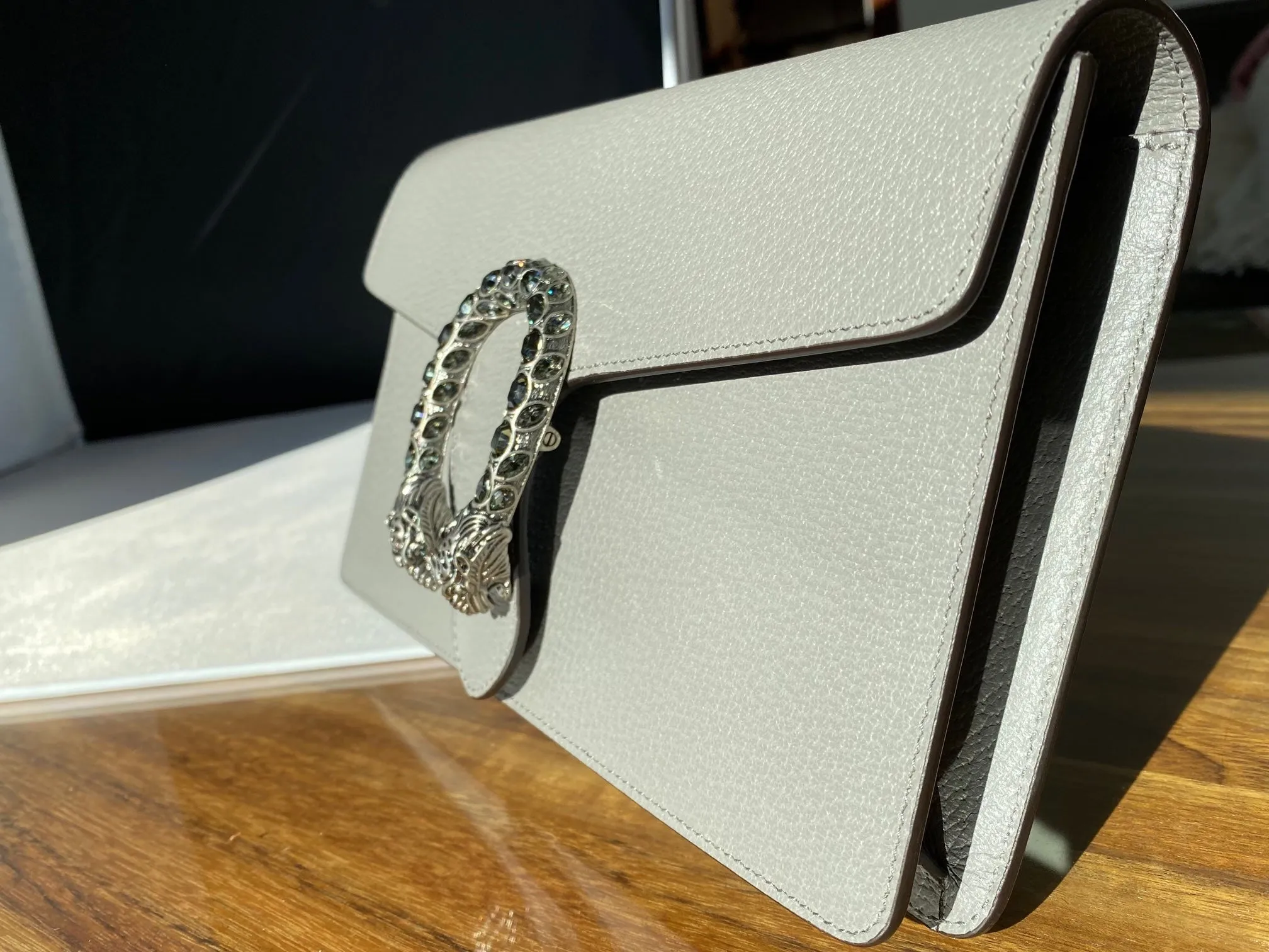 Gucci Dionysus Leather Purse in Gray