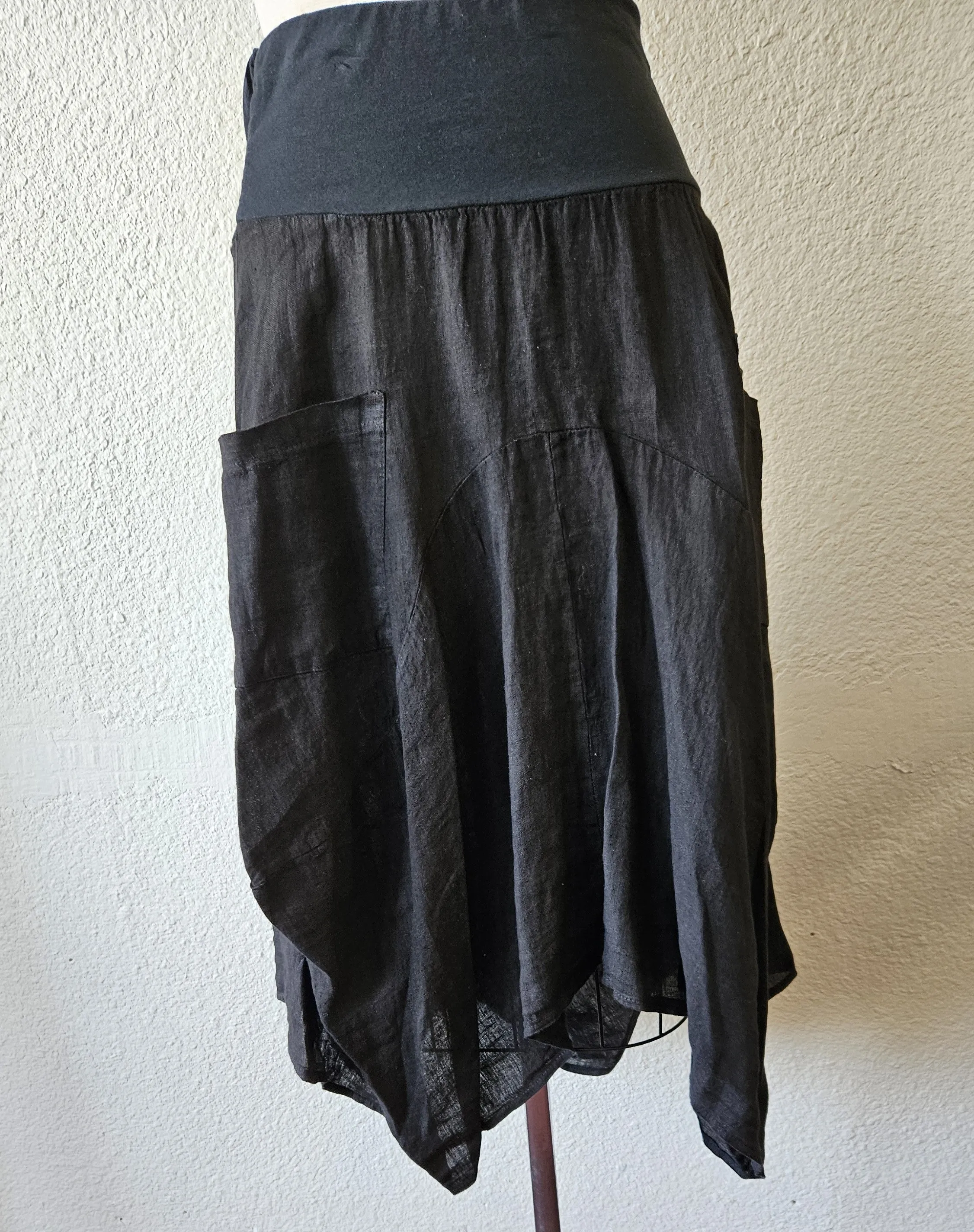 Inizio Italy Black Magic Skirt