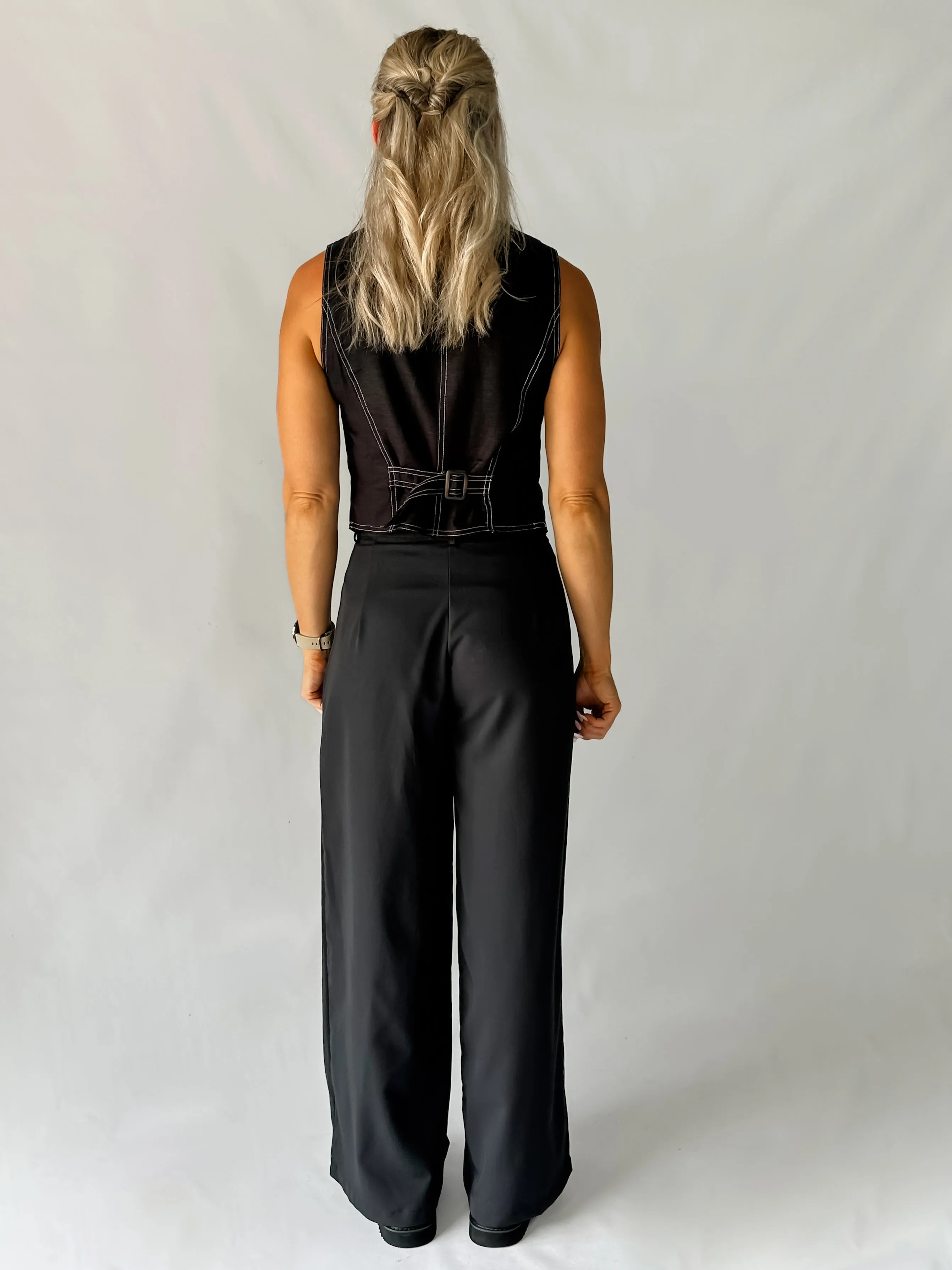 KATIE VEST TOP - BLACK