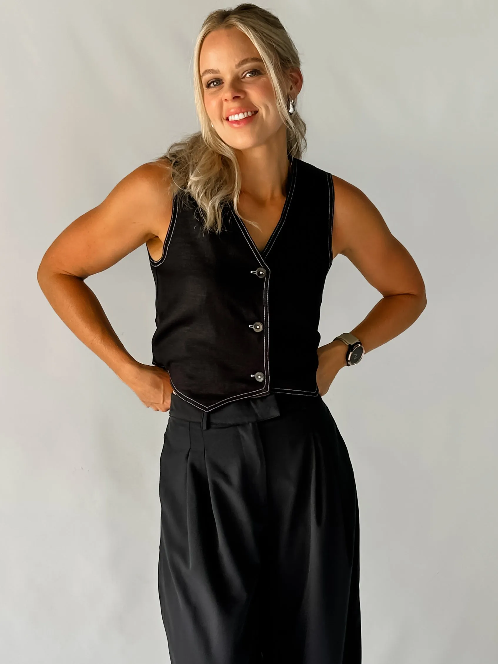 KATIE VEST TOP - BLACK