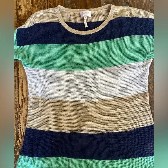 Laundry sheer knit sweater size Medium.