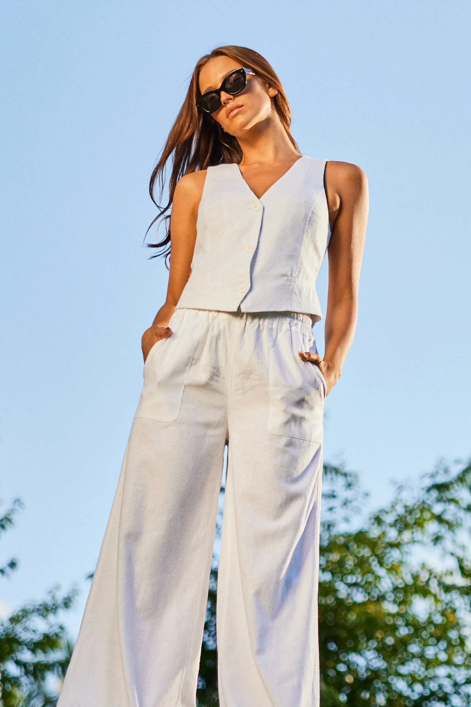 Linen V-Neck Vest WHITE