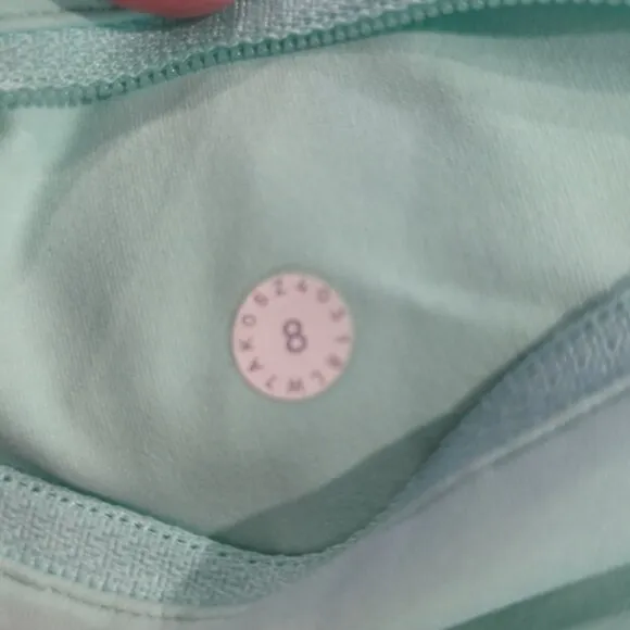 Lululemon Run Times Short II *4&quot; Toothpaste