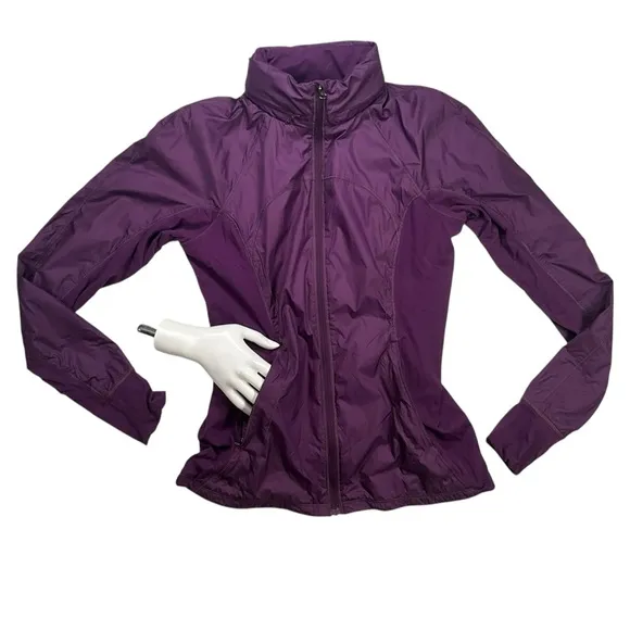 Lululemon‎ Rush Hour Jacket Darkest Magenta Size 6