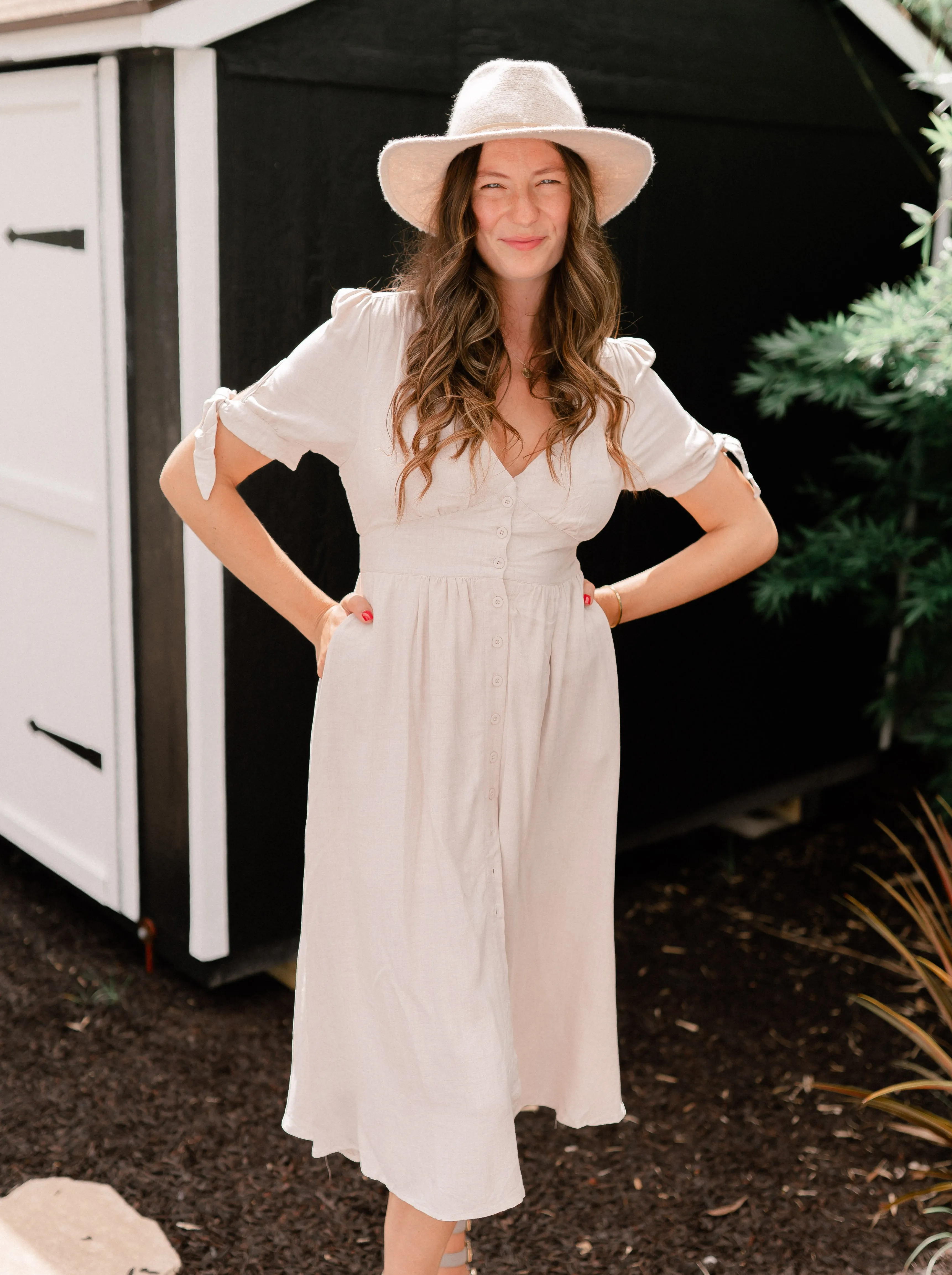 Marilyn Maxi Dress (Taupe)