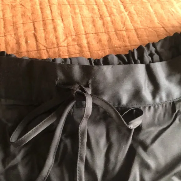 New Ettitude Sateen Shorties size Xxl New!