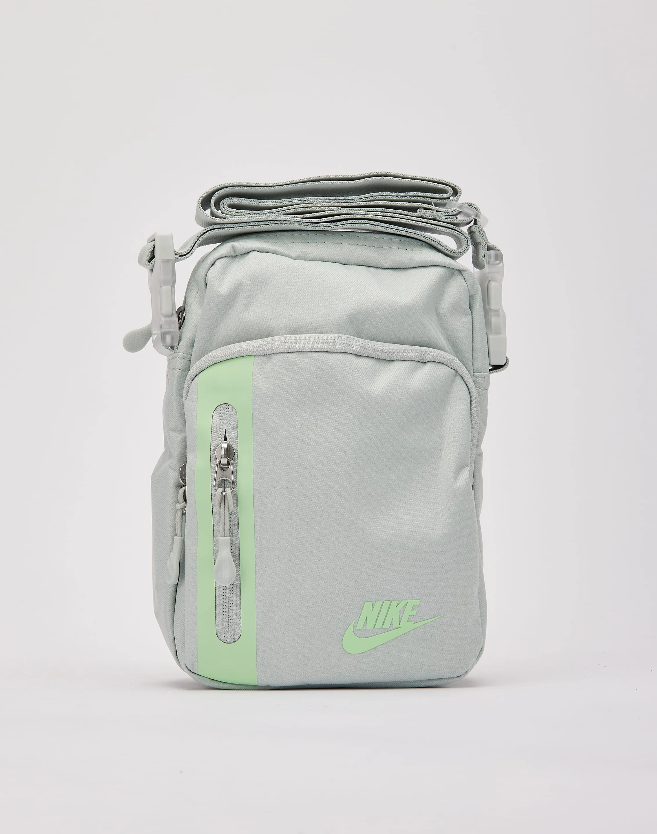 Nike Elemental Crossbody Bag