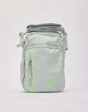 Nike Elemental Crossbody Bag