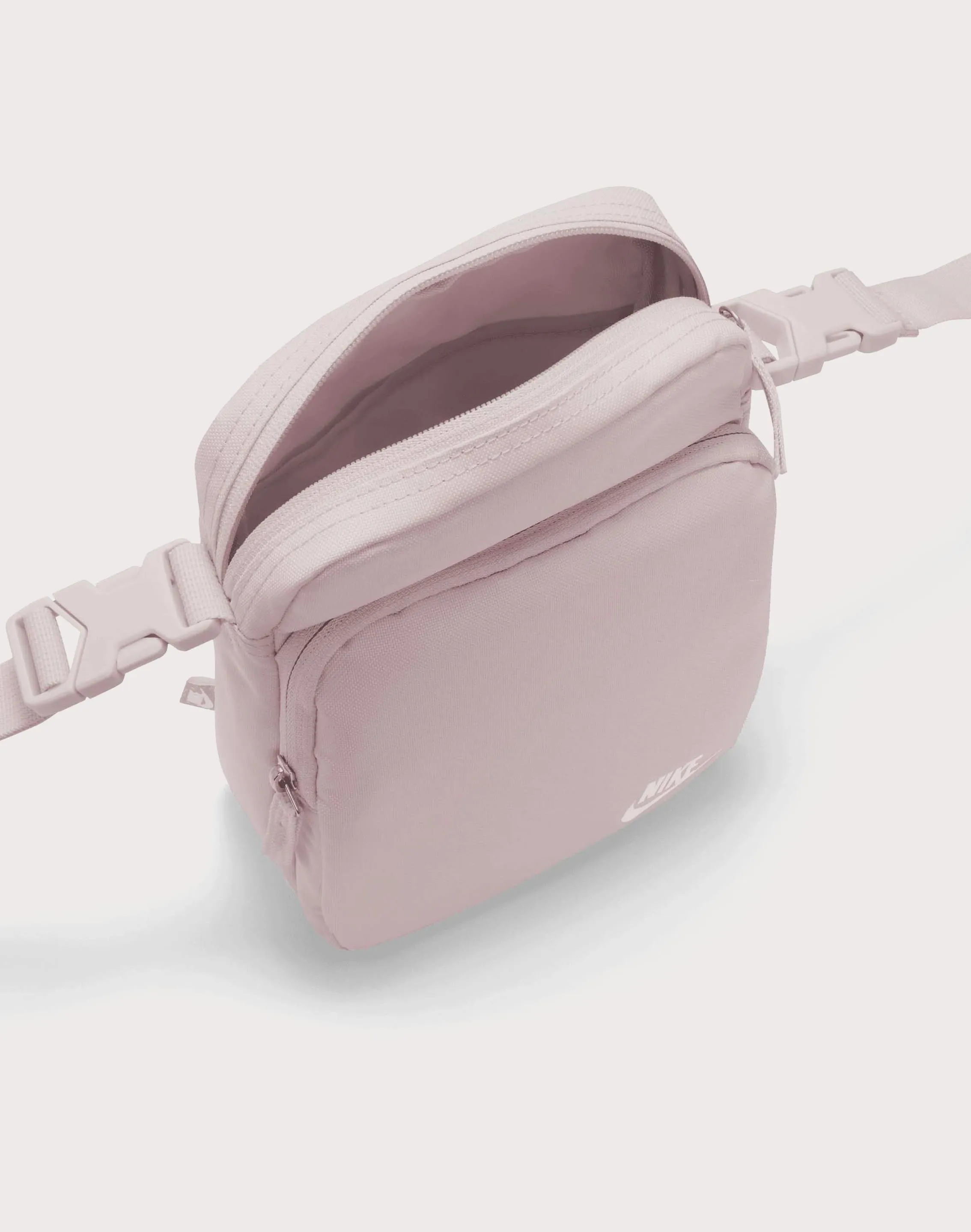 Nike Heritage Crossbody Bag