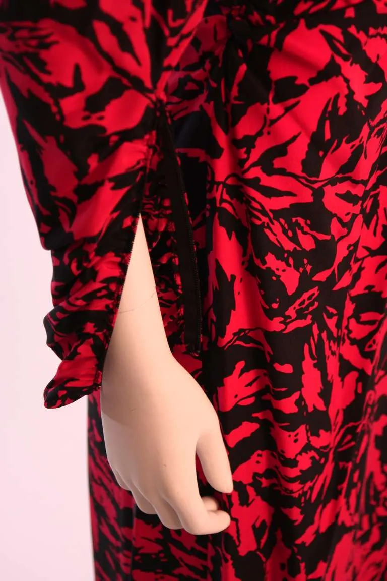 NINA RICCI Black and Red Open Back Abstract Silk Gown size 4