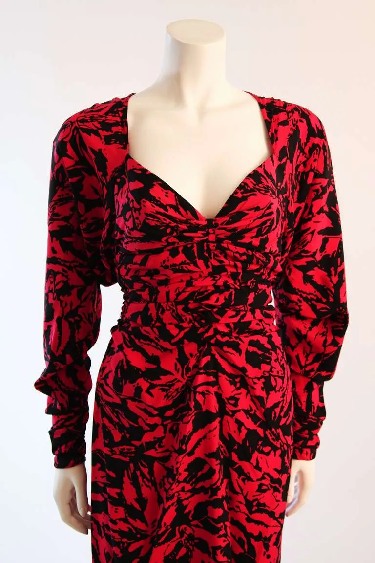 NINA RICCI Black and Red Open Back Abstract Silk Gown size 4