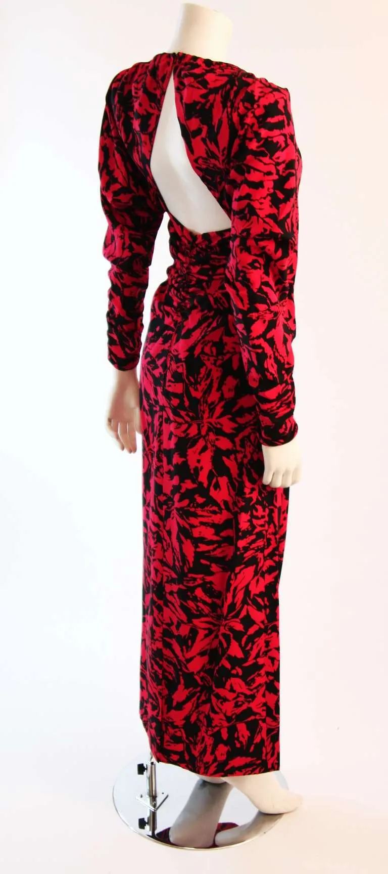 NINA RICCI Black and Red Open Back Abstract Silk Gown size 4