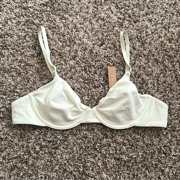 NWT SKIMS Cotton Jersey T Shirt Bra In Bone White
