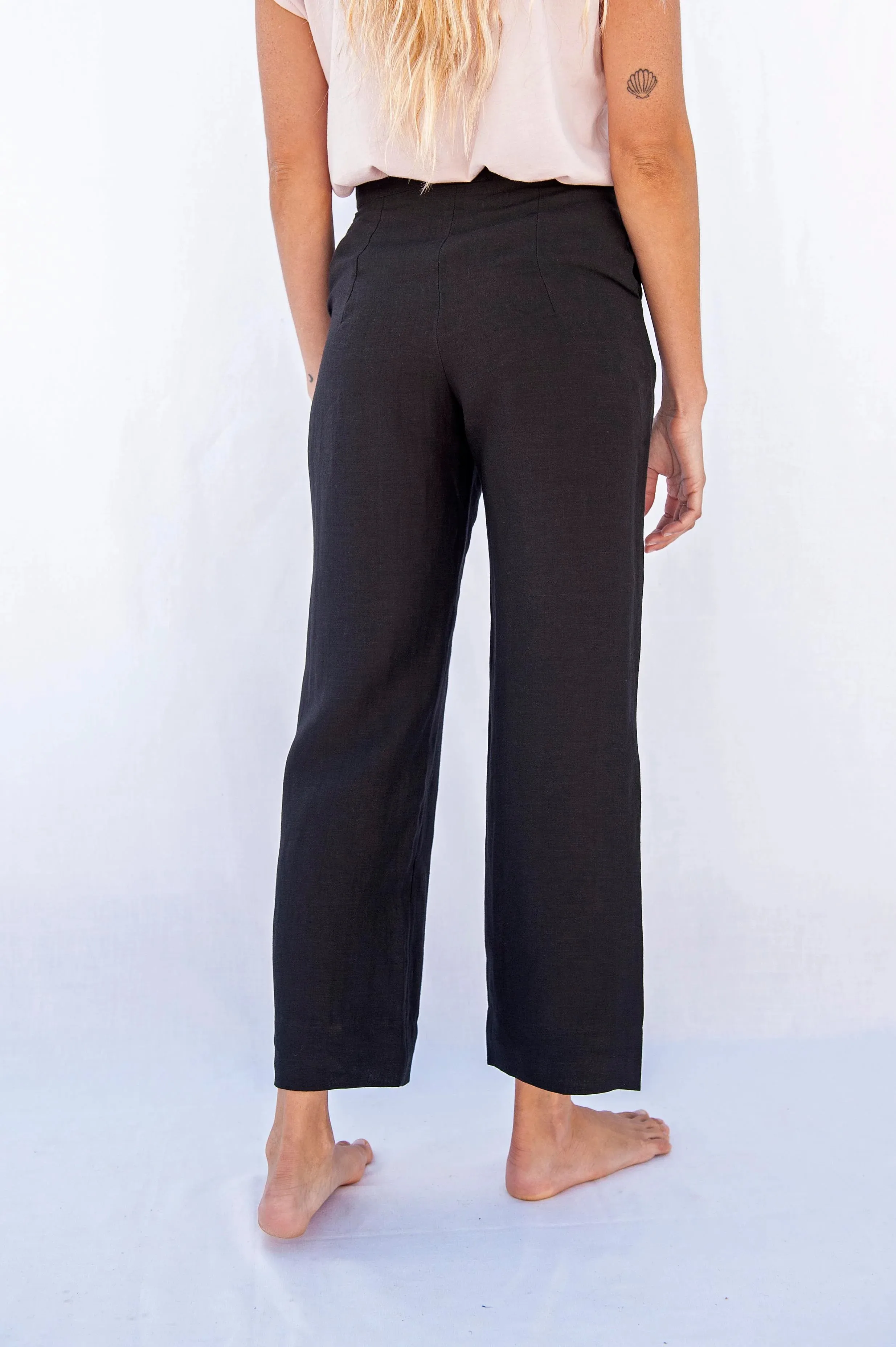 Olivia Linen Trousers in black