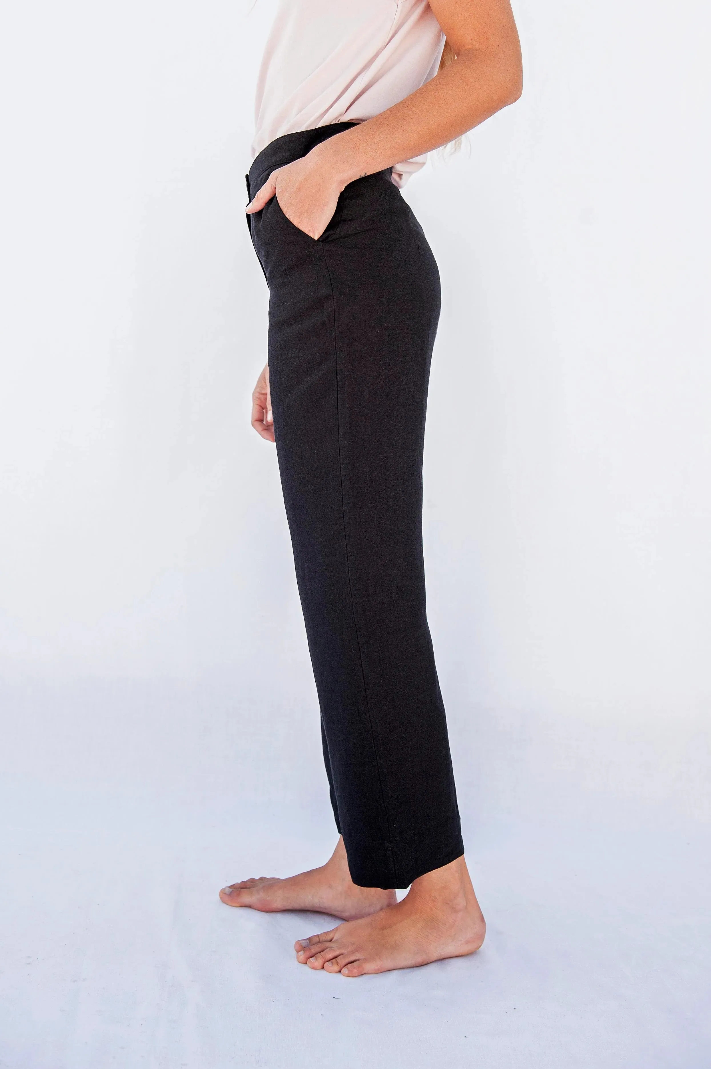 Olivia Linen Trousers in black