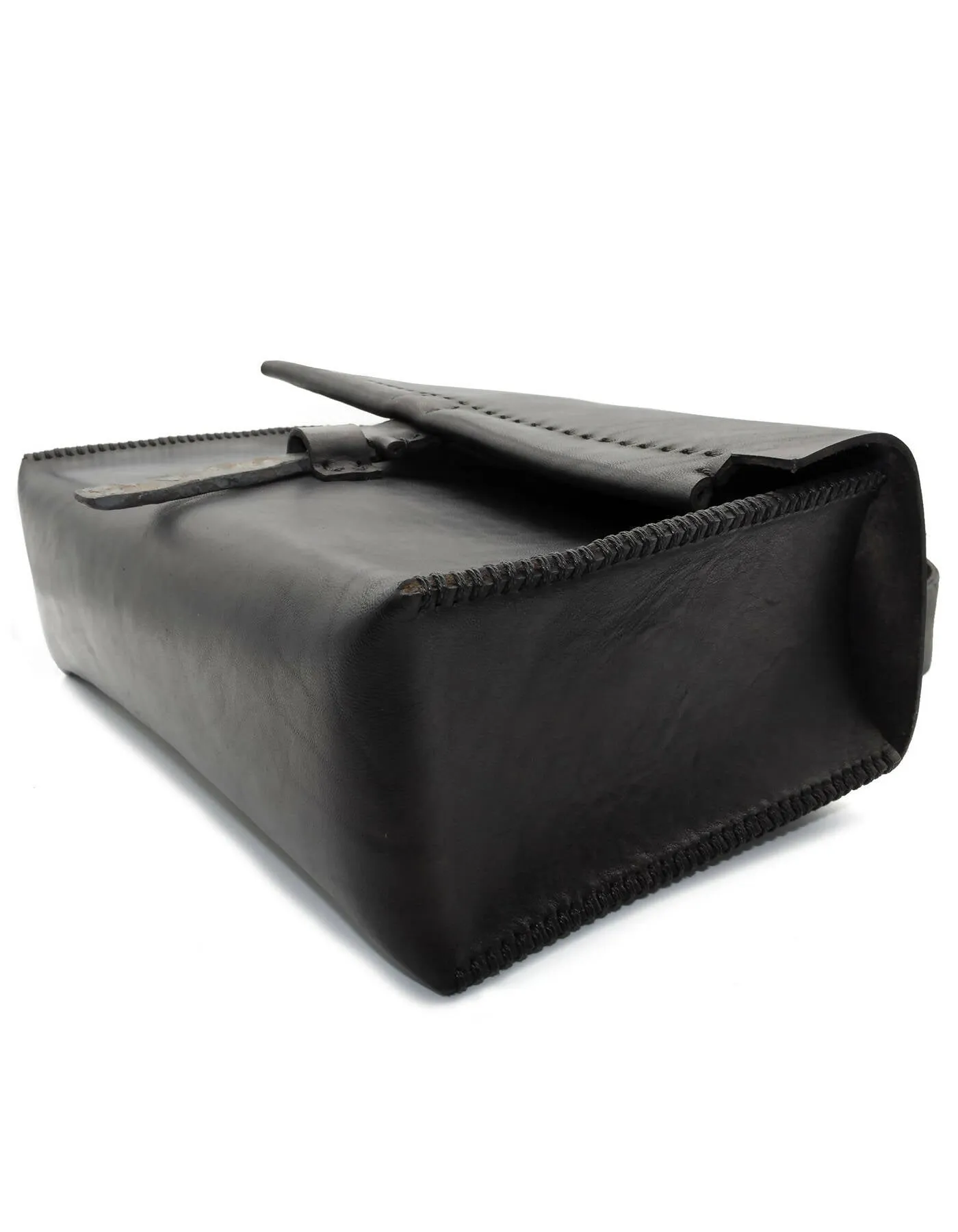 one piece culatta leather shoulder bag