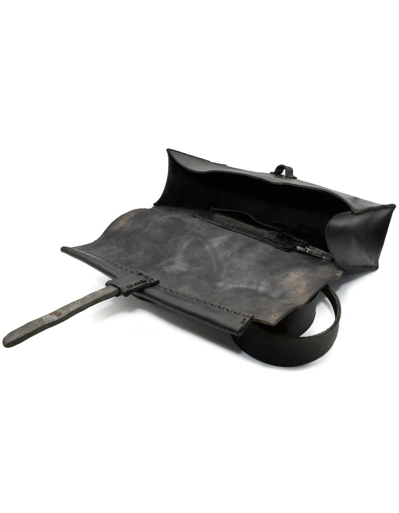 one piece culatta leather shoulder bag