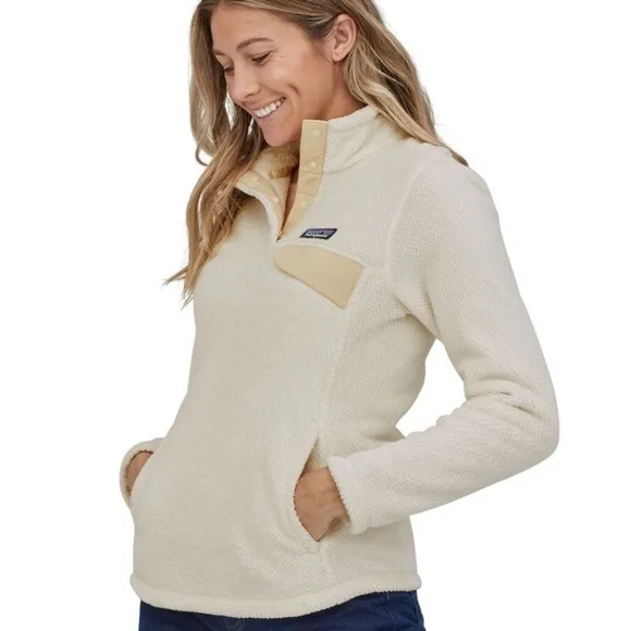 Patagonia Re-Tool Snap-T Fleece Pullover in Raw Linen White size small