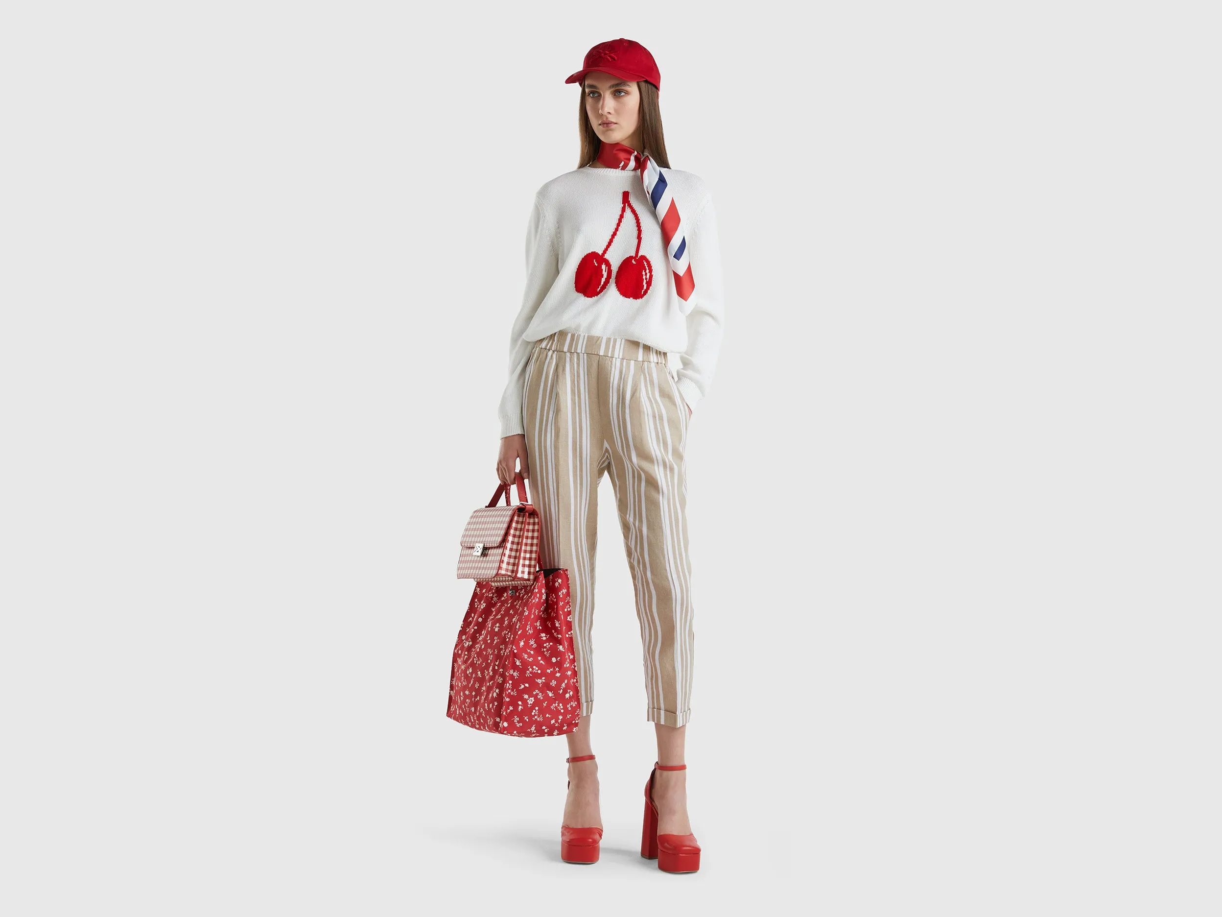 Patterned Cropped Tapered Fit Beige Linen Trousers