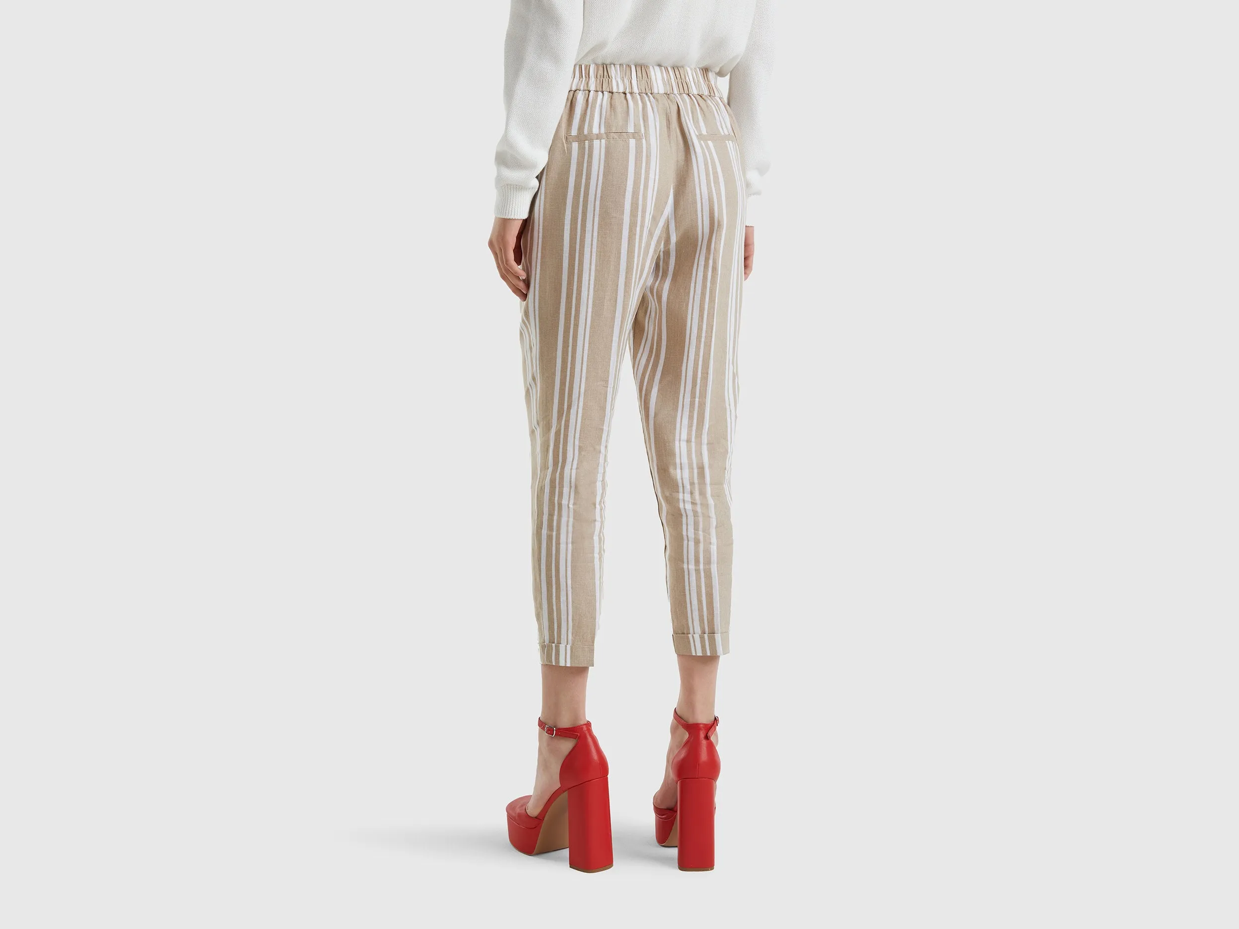 Patterned Cropped Tapered Fit Beige Linen Trousers