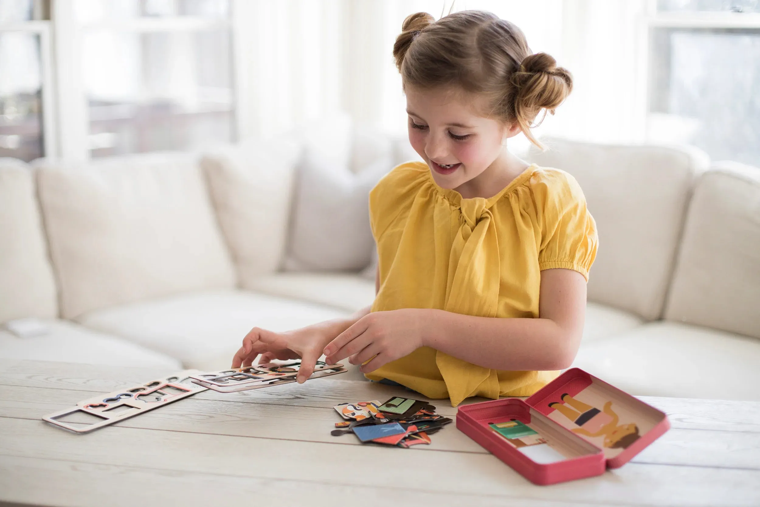 Petit Collage - Magnetic Play Set - At the Studio