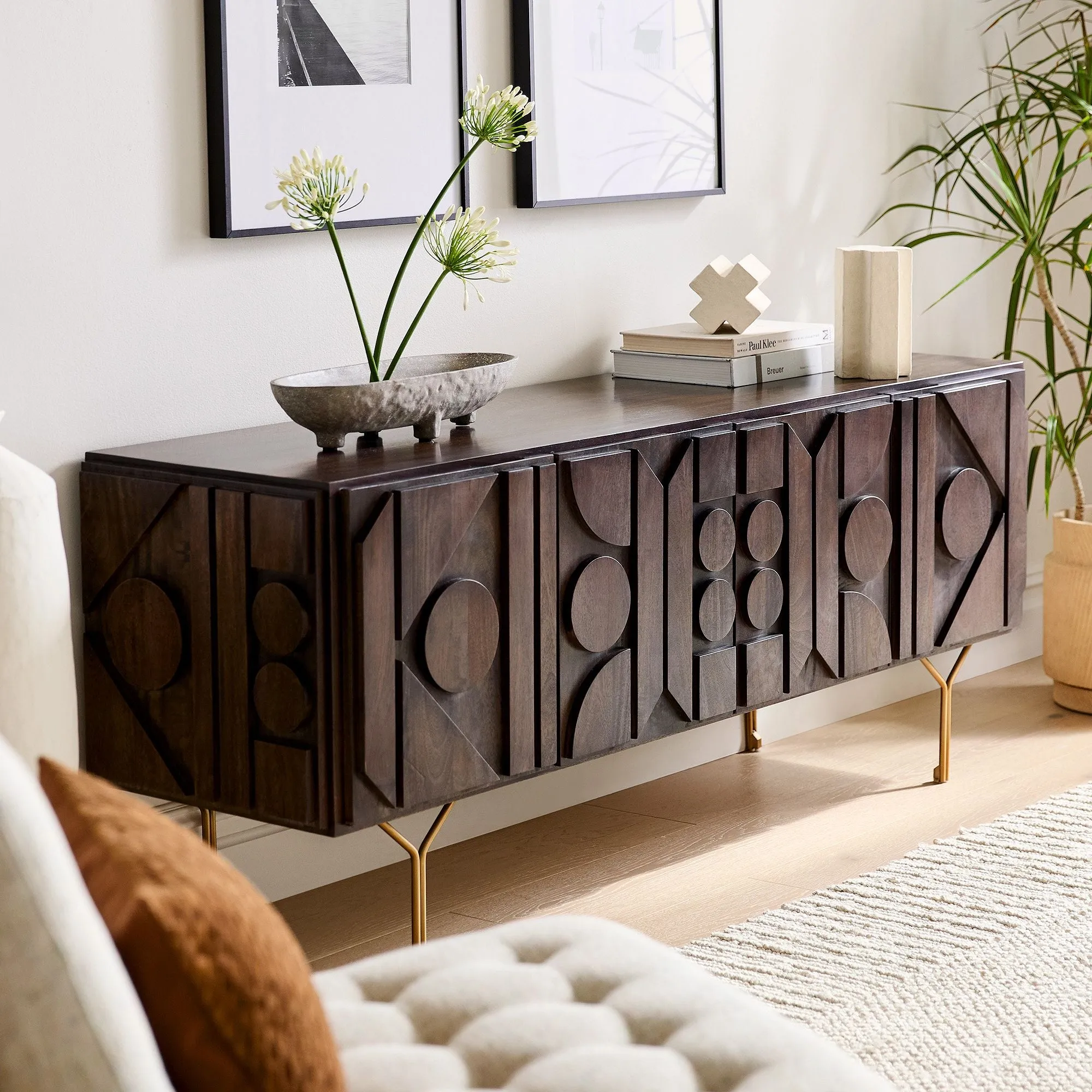Pictograph Media Console